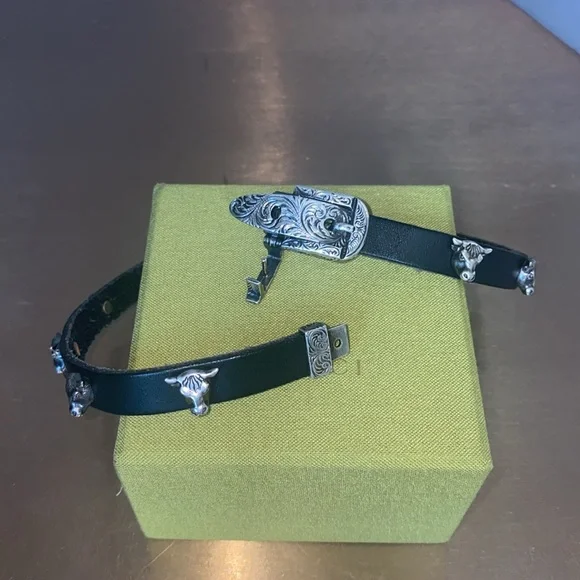Gucci Anger forest bull studded leather choker or wrap bracelet. - Picture 5 of 7
